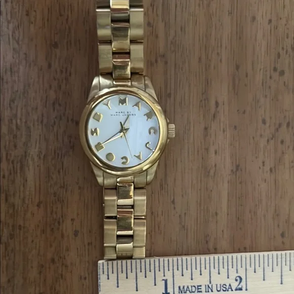 Marc by Marc Jacobs Gold Watch - Picture 5 of 10